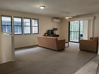 Fully Furnished One-Bedroom Lakefront Apartment