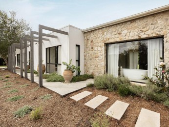 Rare Architectural Hinterland Residence on Two Acres