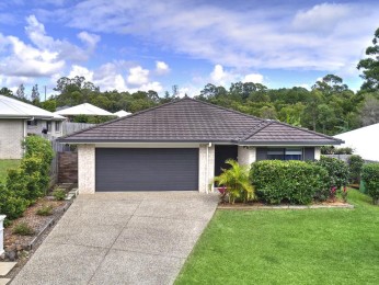 Stylish 4-Bedroom Retreat With Modern Amenities