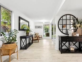 Lakeside Living in the Heart of Boreen Point