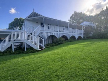 Refined Queenslander Retreat in the Heart of the Noosa Hinterland