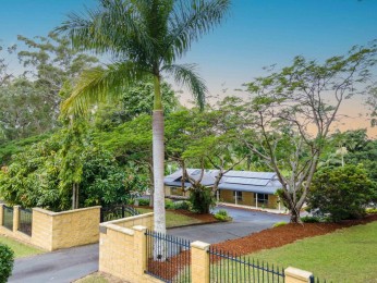 Diamond in Doonan - Acreage Living with Endless Potential