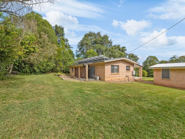Power and Water Included - Lowest 3 Bedroom Home in the Heart of Lake MacDonald 
