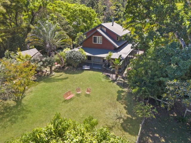 Peaceful Country Living in Beautiful Bella Creek