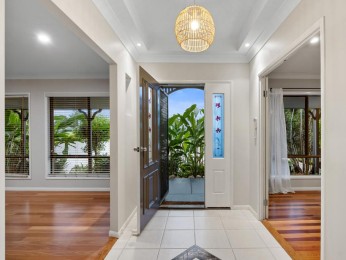 Tropical Haven - Easy Care Living in Cooroy