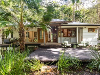 A Rare and Highly Original Noosa Hinterland Retreat