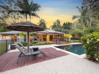 Secluded Rainforest Oasis in the Heart of Doonan