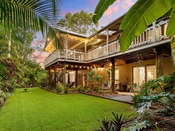 Character Home in Tropical Garden Oasis
