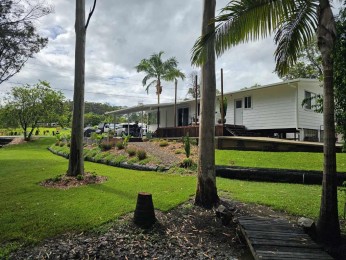 Spacious Three-Bedroom Home in the Heart of Pomona - Power and Water Included