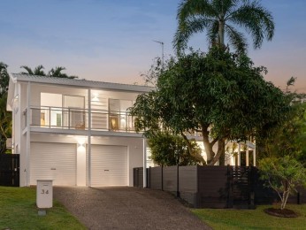 Elevated Residence in a Coveted Central Noosa Setting