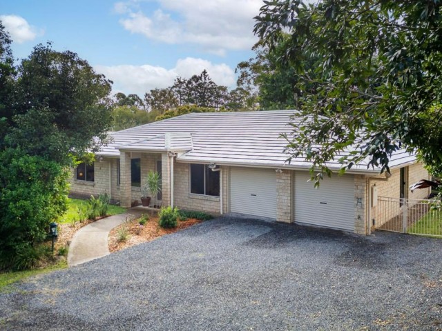 Semi-Rural Feel in the Heart of Cooroy