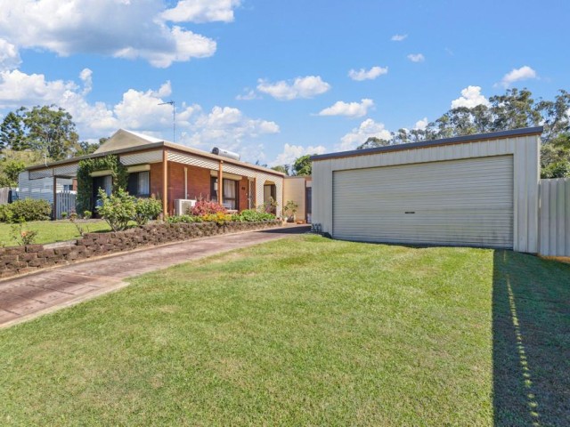 Under Application - Spacious Burnside Family Home with Huge Shed - Walk to Schools!