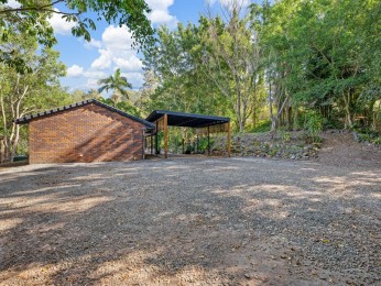 Peaceful Ridgewood Setting - Lawn Maintenance Included