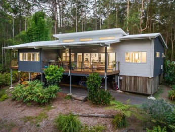 Private, Natural Haven With Modern Home