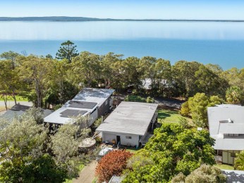 Incredible Waterside Position on a Huge 1355sqm of Land 