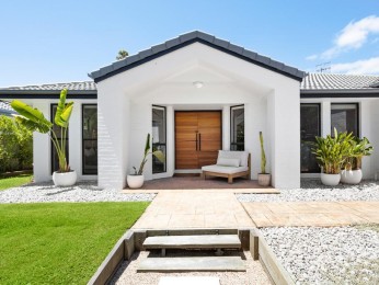 Coastal Elegance Meets Modern Luxury