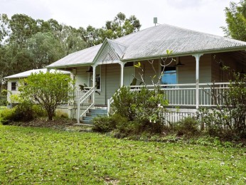 Traditional Queenslander on Acreage 