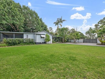 Lifestyle and Space in a Peaceful Cooroy Setting - With Power and Water Included