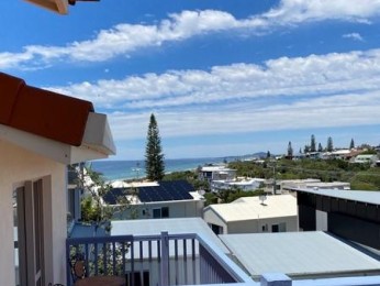 Modern Ocean-View Unit