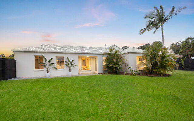 4 Greenway Court, TEWANTIN QLD 4565 - Hinternoosa Real Estate